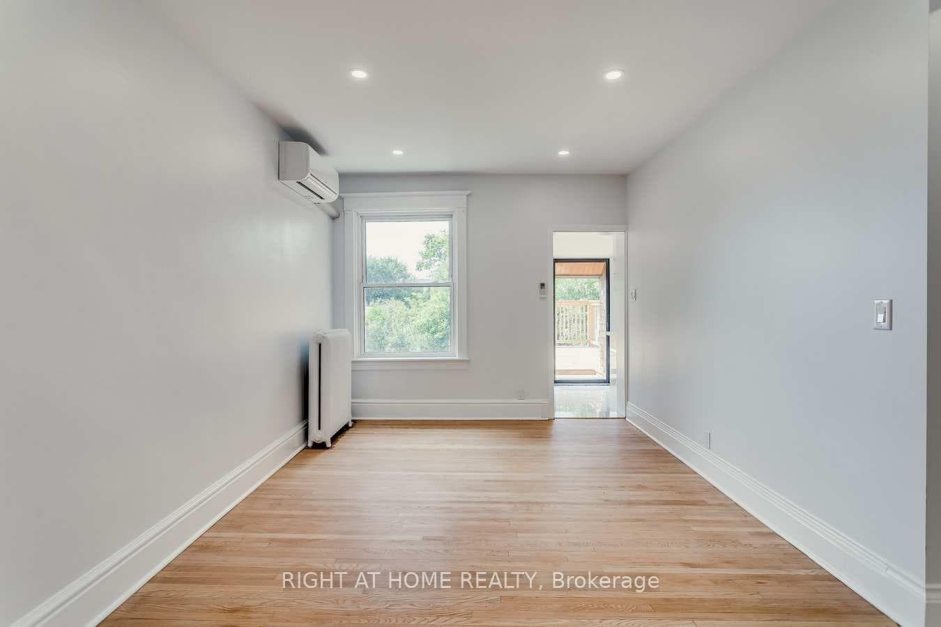 76 Glendale Avenue Unit Upper photo 9