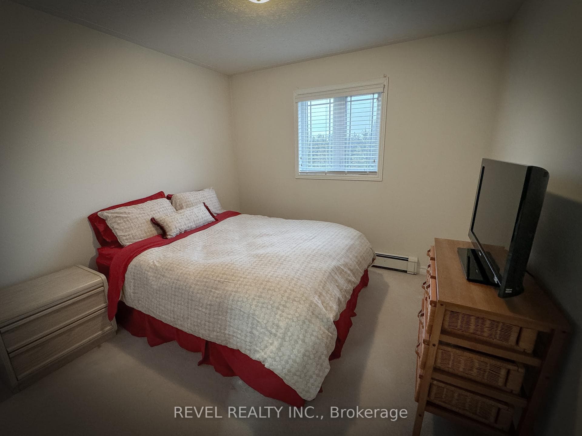 79 Meadow Lane photo 15