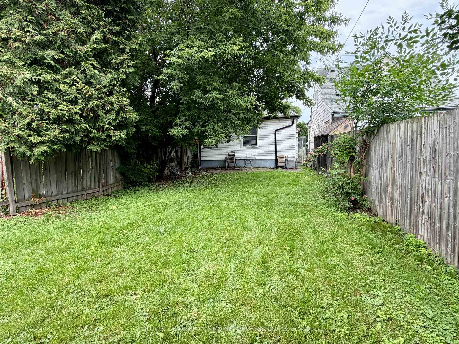 256 Fairfield Avenue photo 18