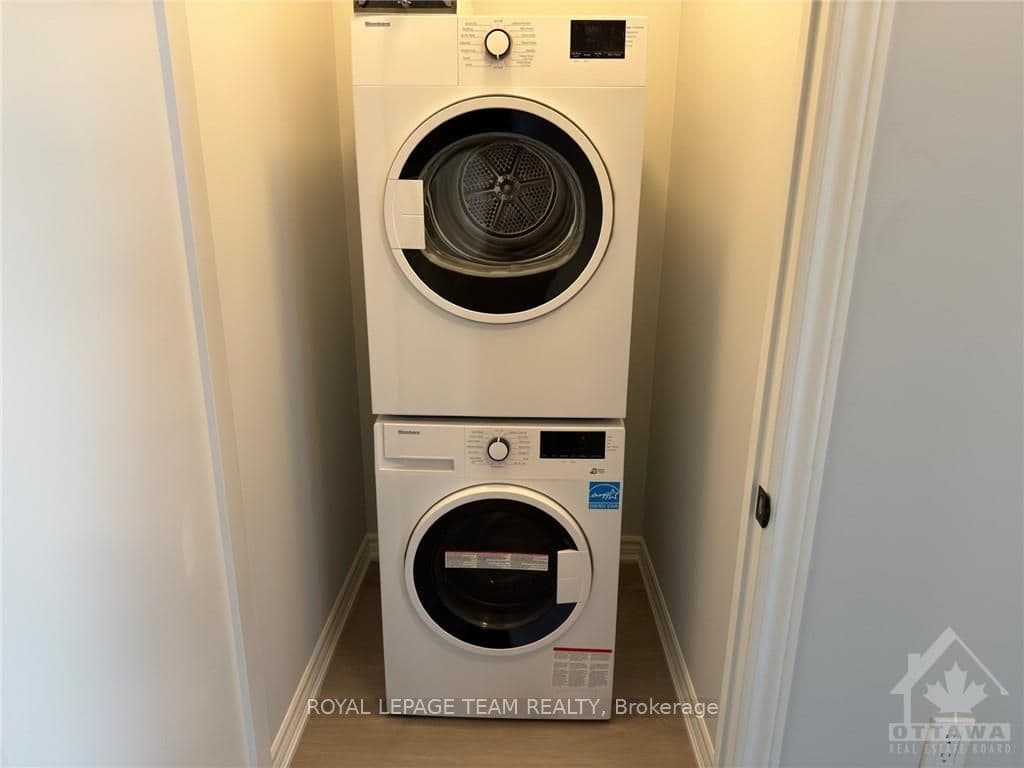 1350 HEMLOCK Road Unit 420 photo 15