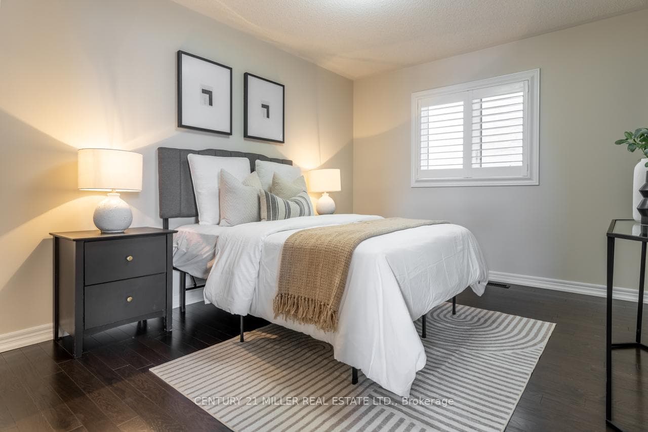 430 Harkin Place photo 20