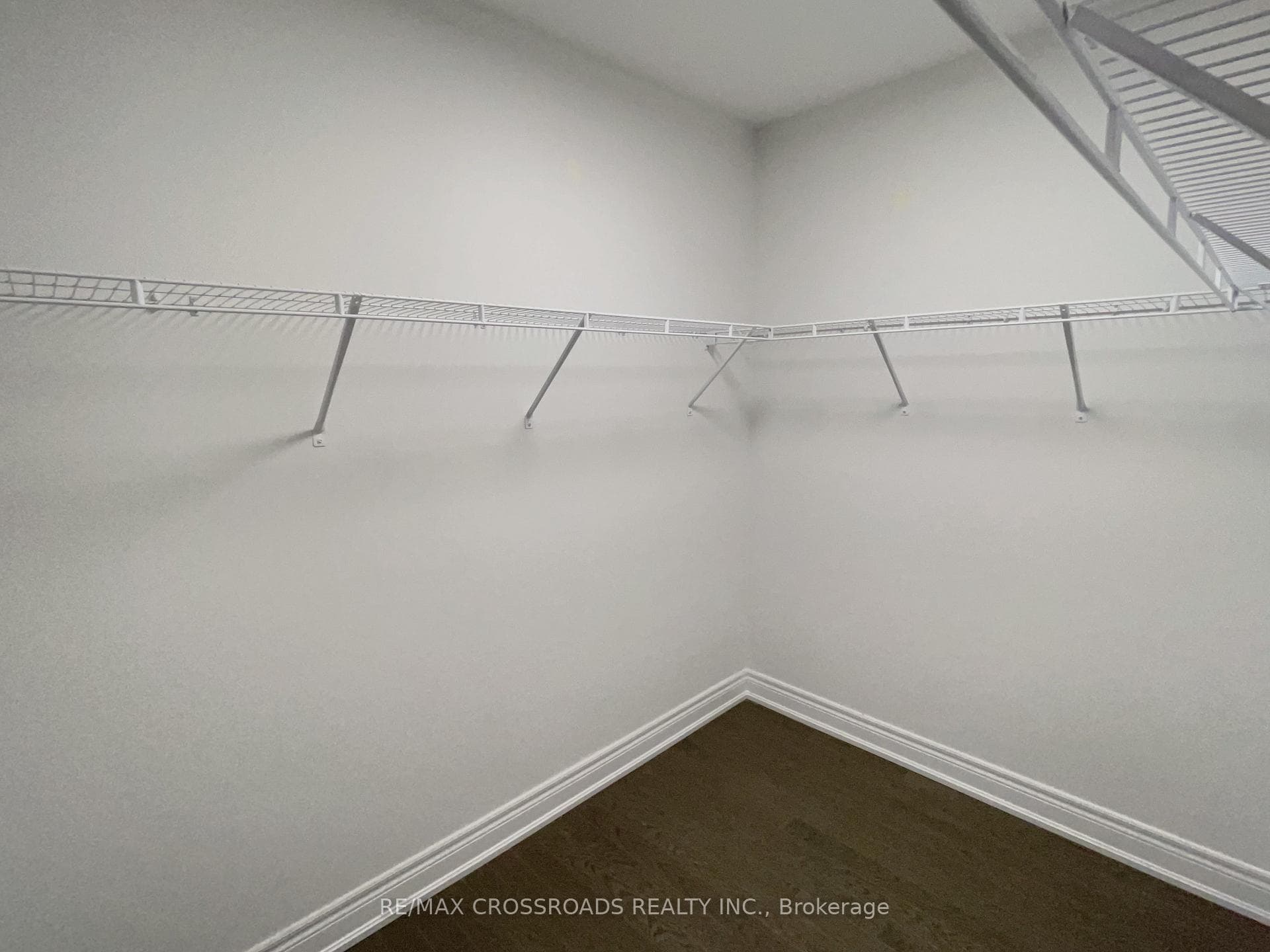 6 Abeam Street photo 29