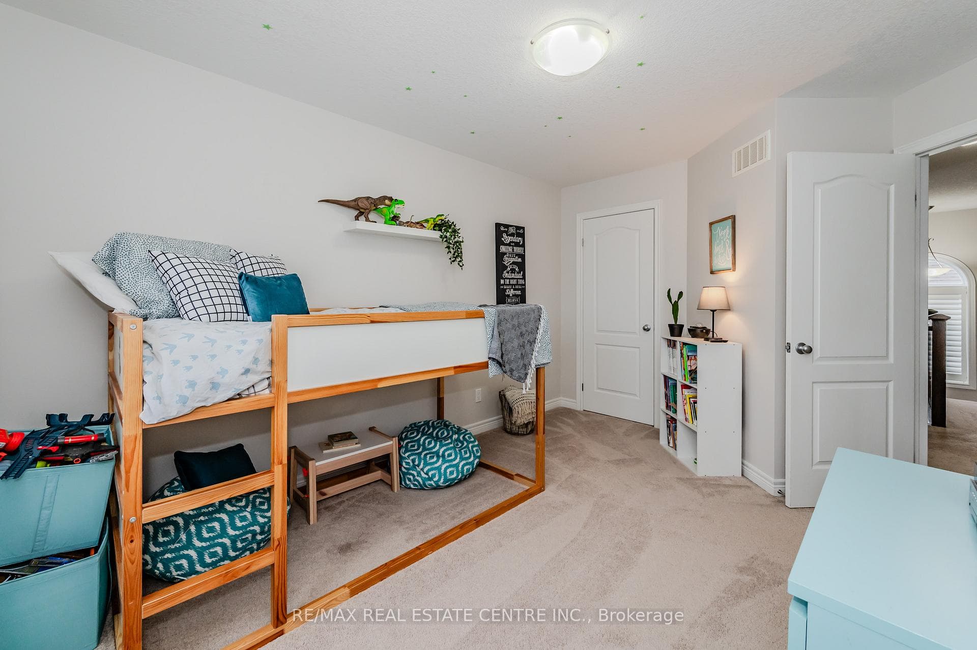 96 Jacob Cressman Drive photo 30