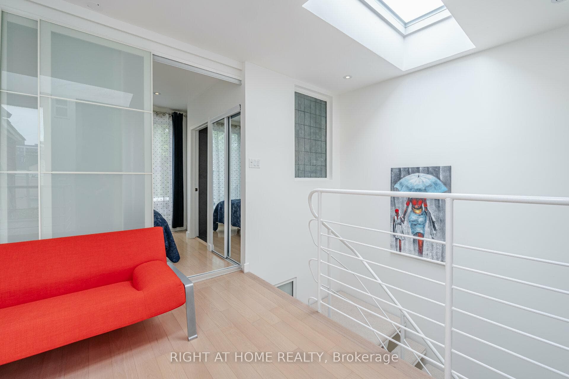 265 Berkeley Street photo 18