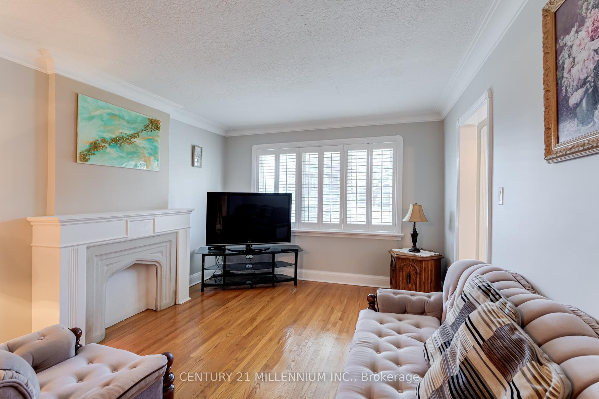 103 Lonborough Avenue photo 8