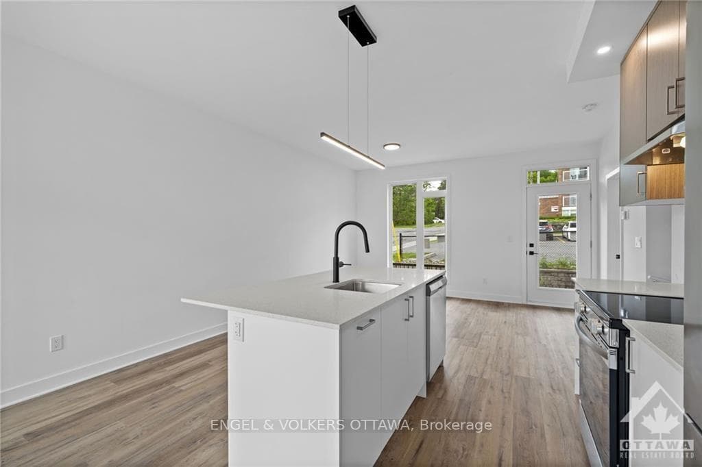 1260 MARENGER Street Unit D photo 9