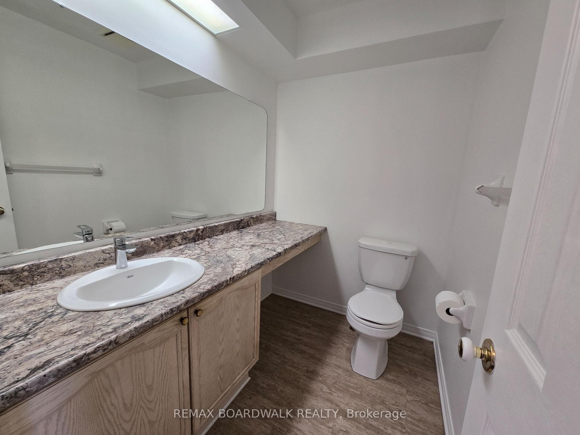 219 Briston Private photo 8