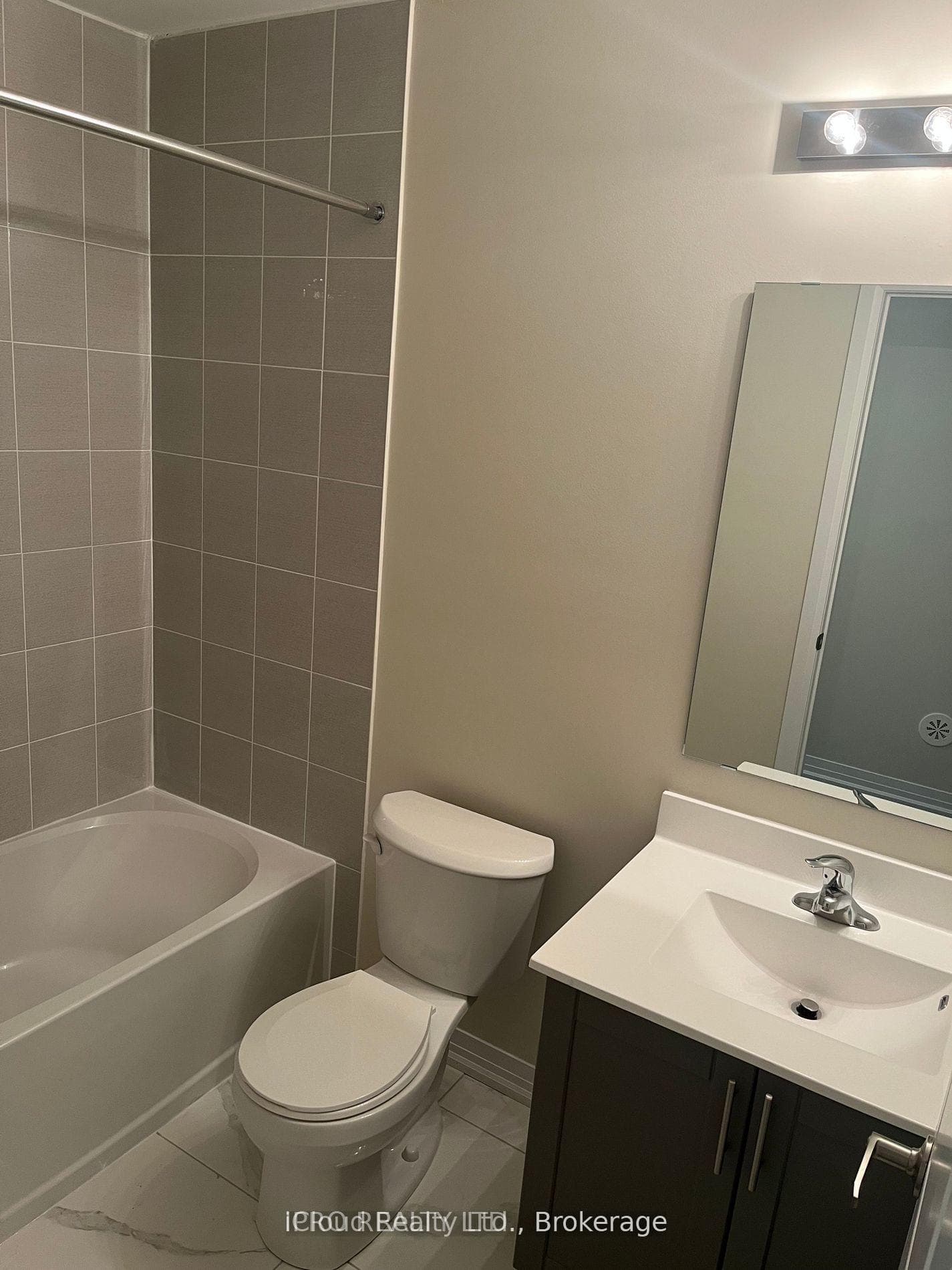 1585 Rose Way Unit 121 photo 17
