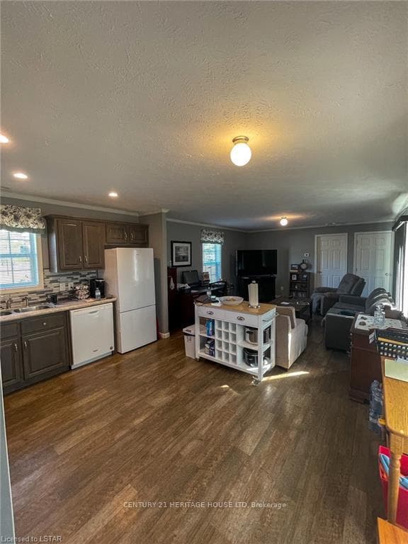 4838 SWITZER Drive Unit A20 photo 3