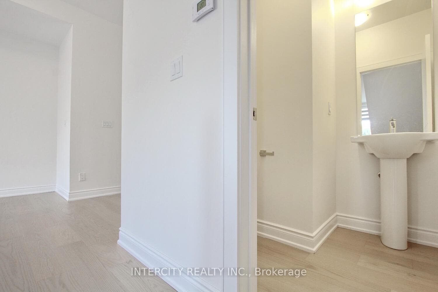 11 Desiree Place photo 15