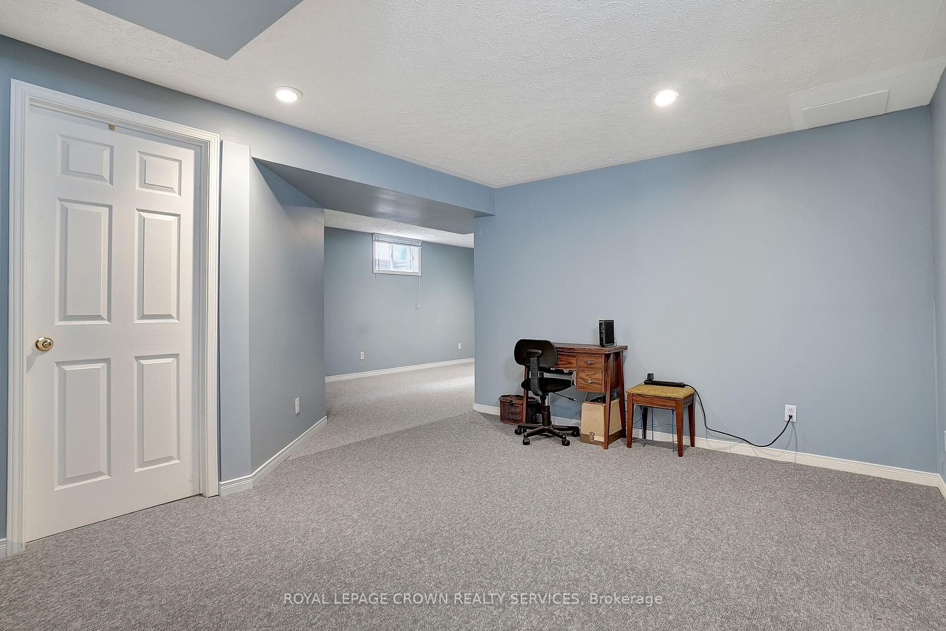 62 Thompson Drive photo 17