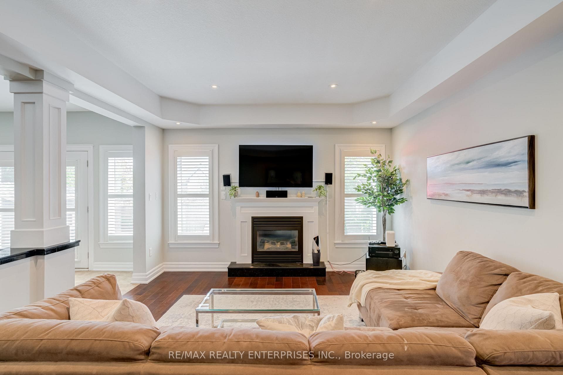 444 Dicenzo Drive photo 12
