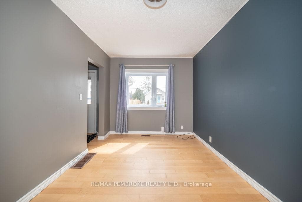 336 Third Avenue photo 14