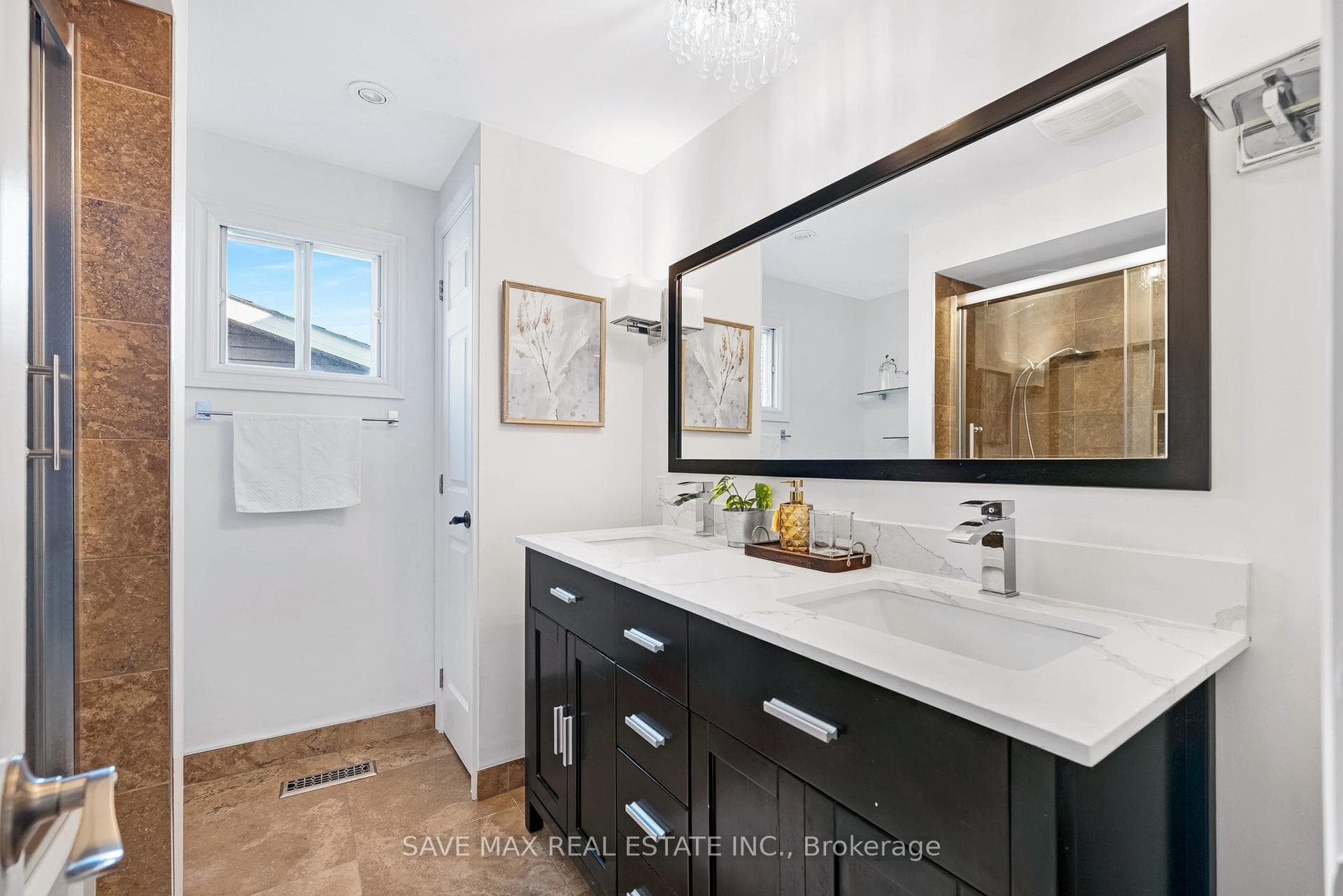145 East Avenue photo 23
