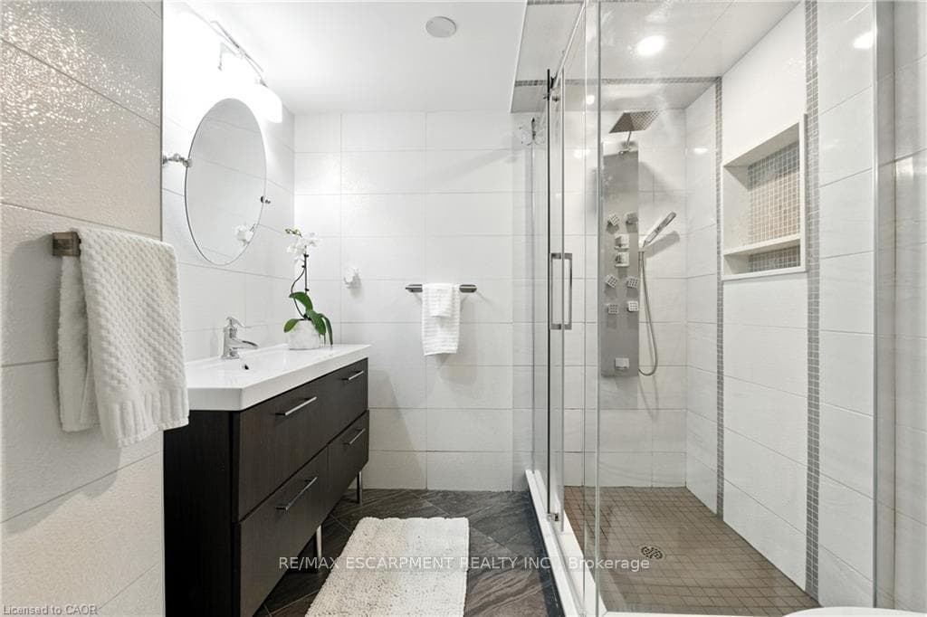 48 Brentwood Drive photo 19