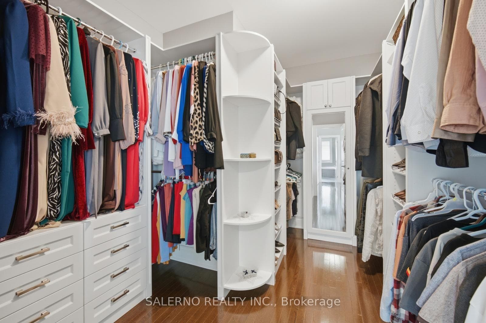 111 Ironside Drive photo 22