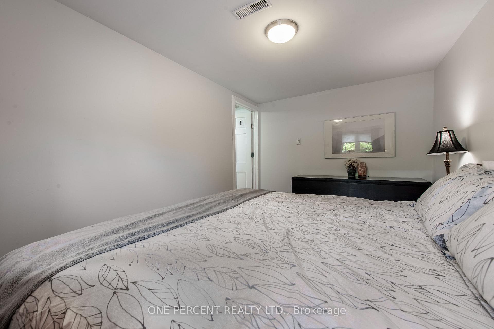 46 Bythia Street photo 26