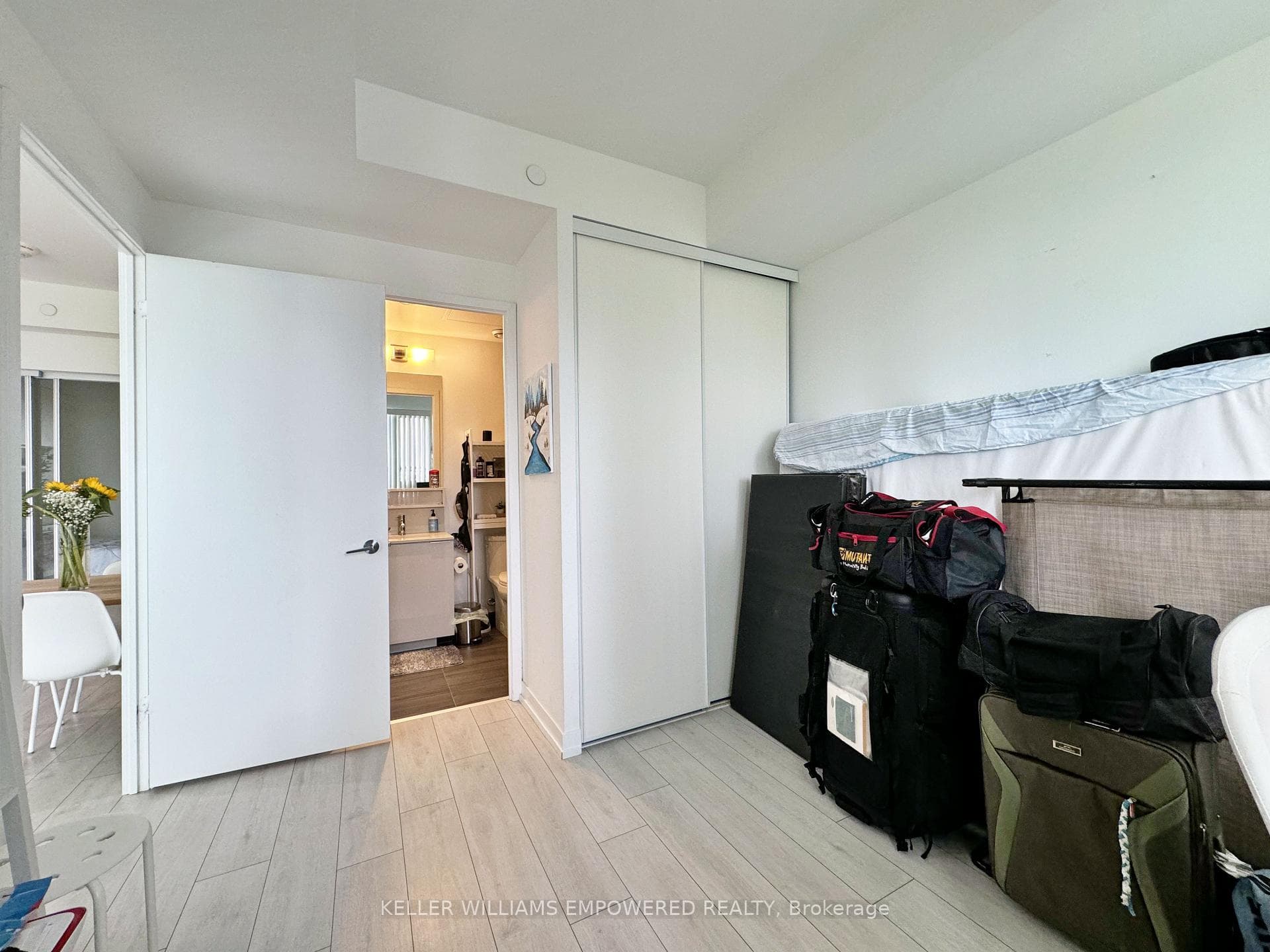 898 Portage Parkway Unit 1005 photo 9