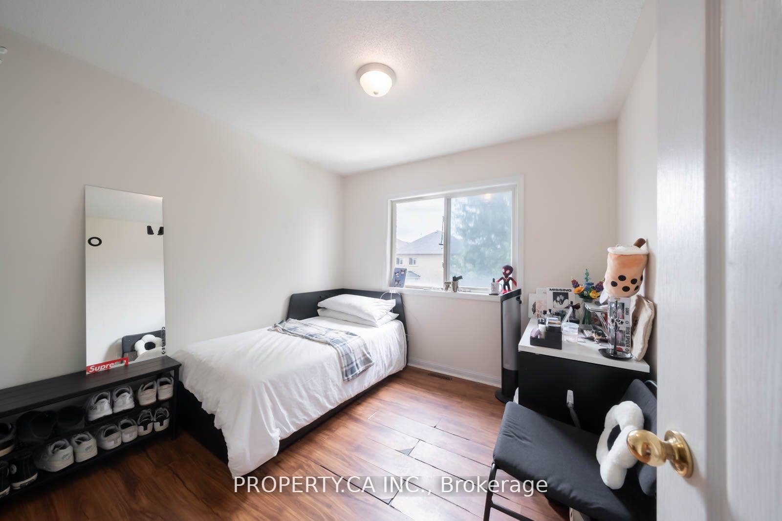39 Sedgeway Heights photo 22