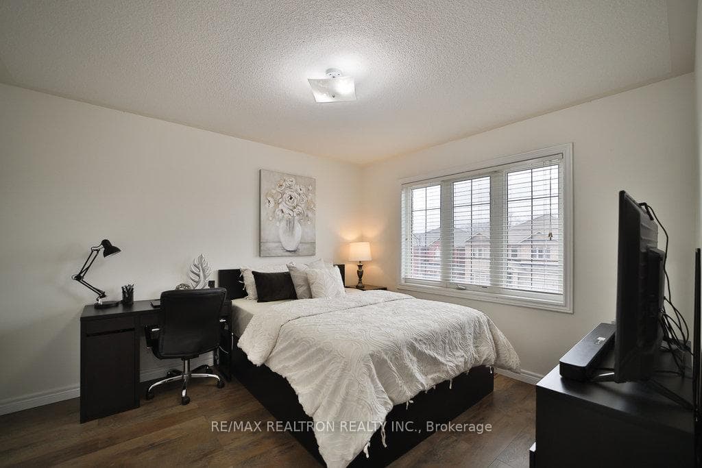 420 Kwapis Boulevard photo 18