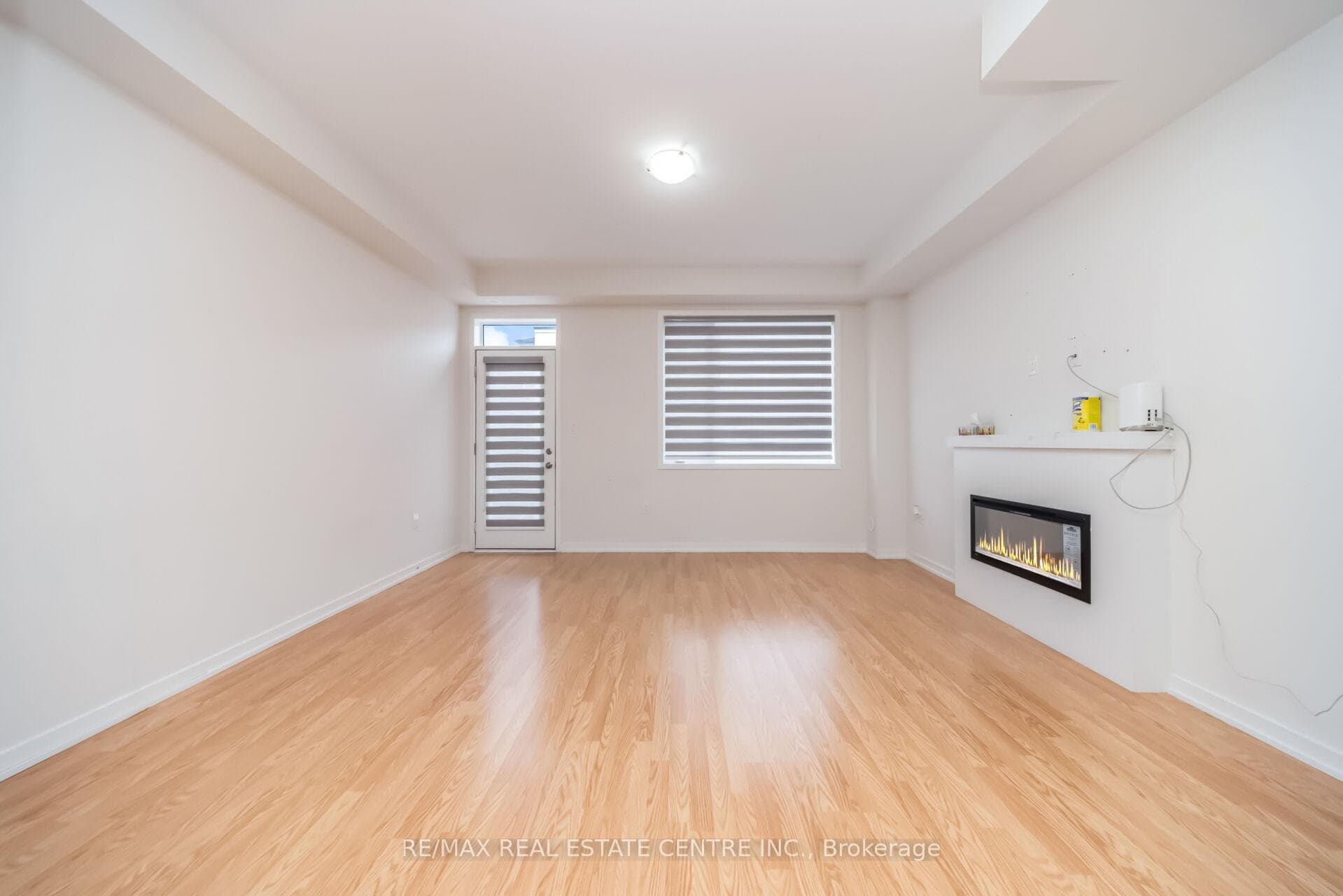 30 Lambert Lane photo 11