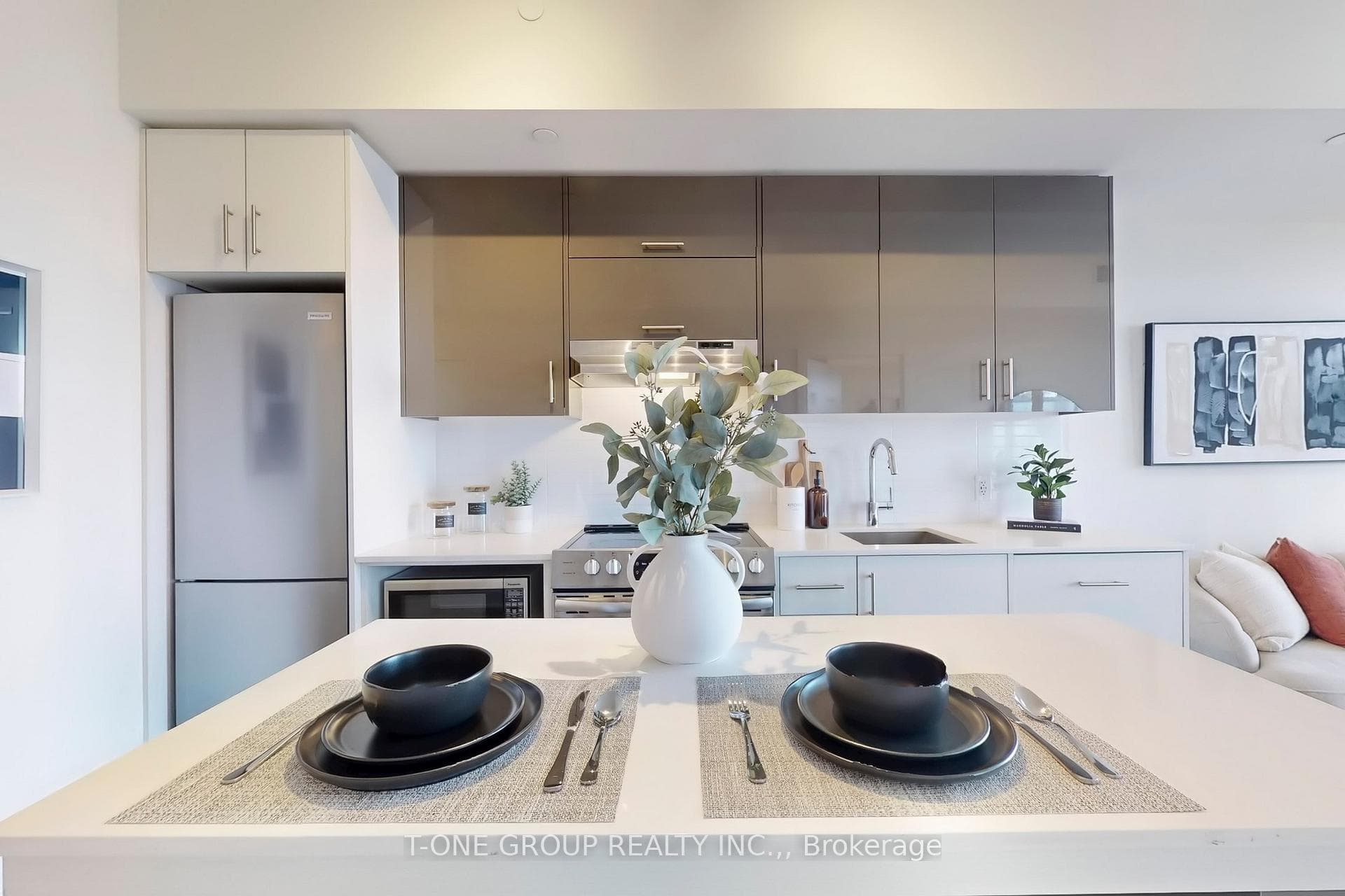 188 Fairview Mall Drive Unit 516 photo 12