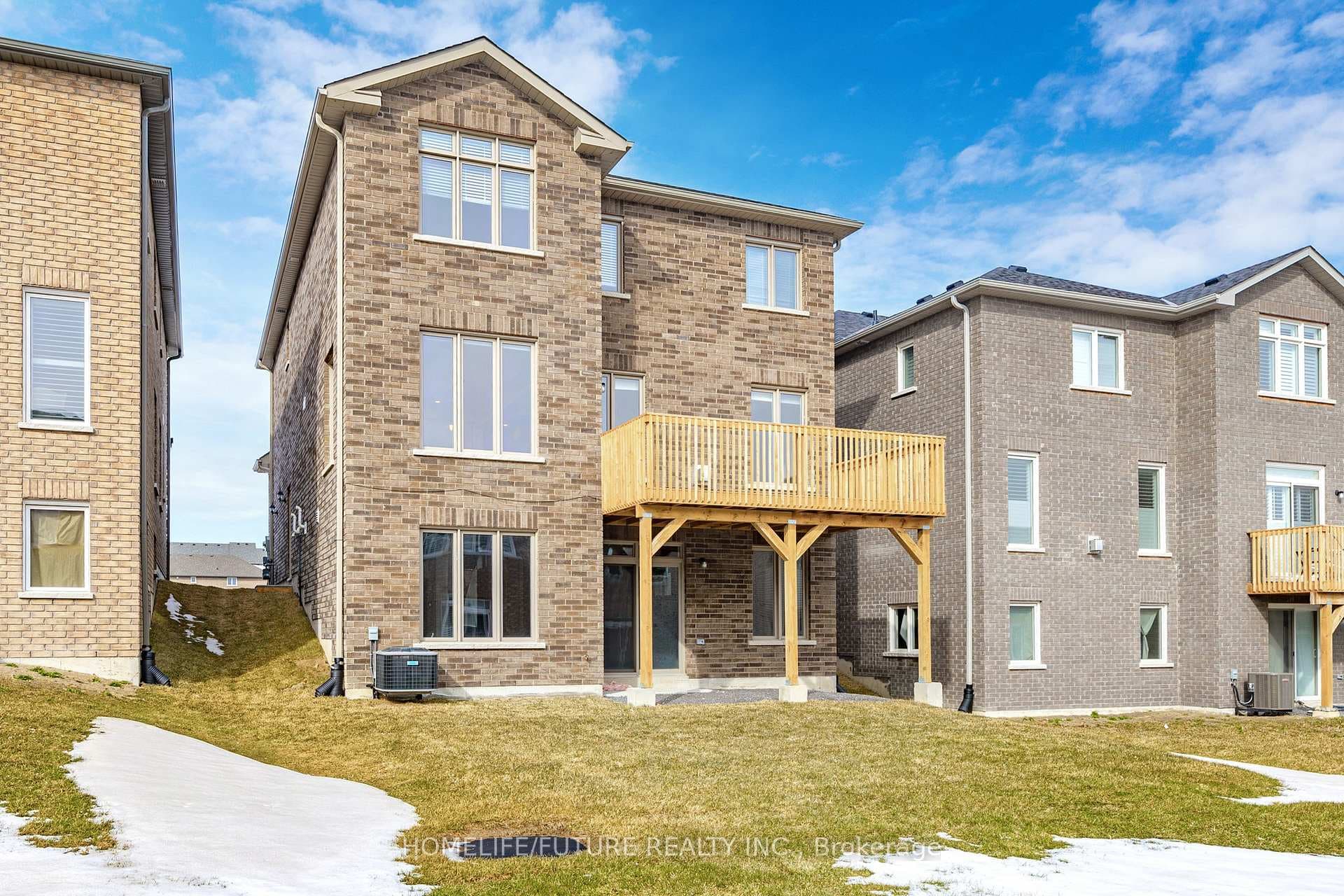 229 O'Neil Street photo 38
