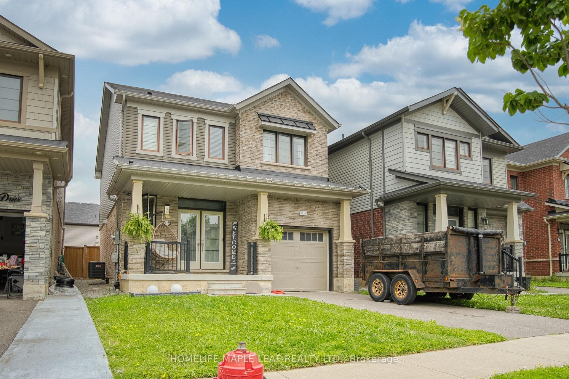 232 BEDROCK Drive photo 2