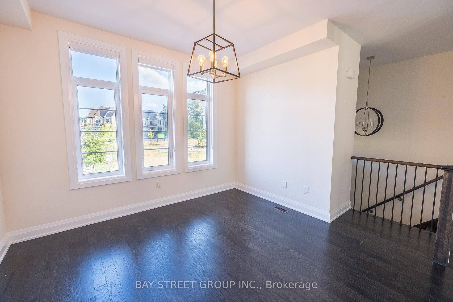 47 Duncombe Lane photo 10