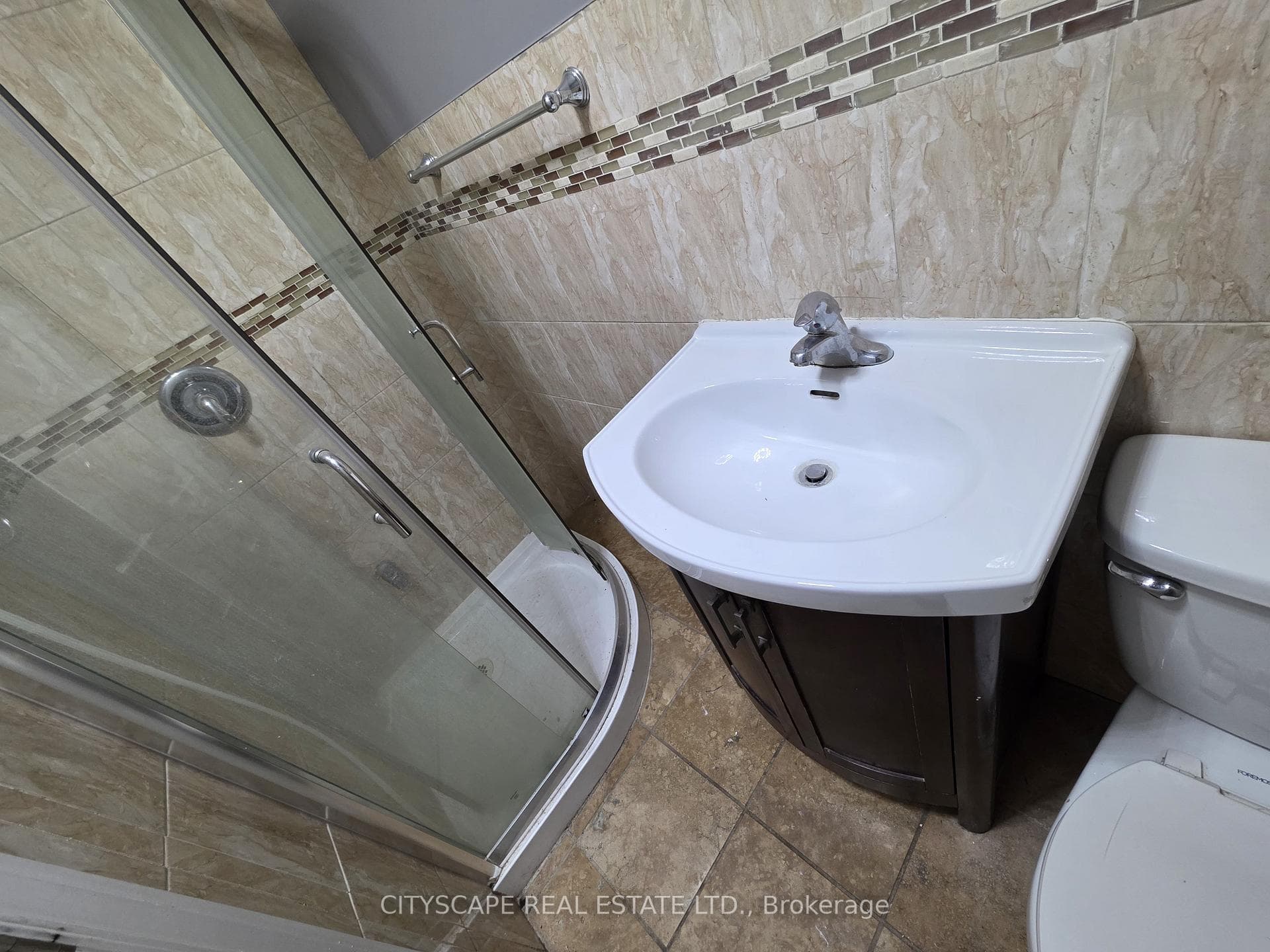 Bathroom #2 - 3pc