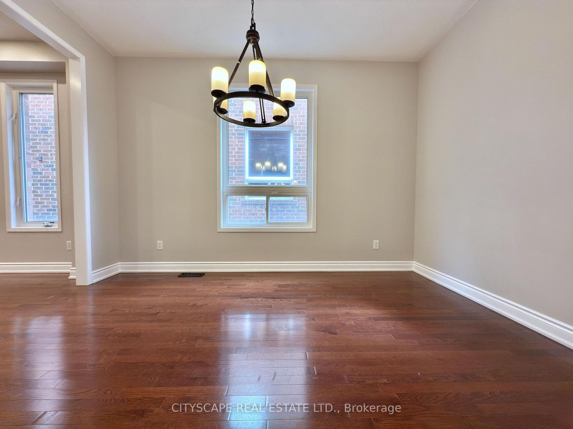 5409 Bestview Way photo 5