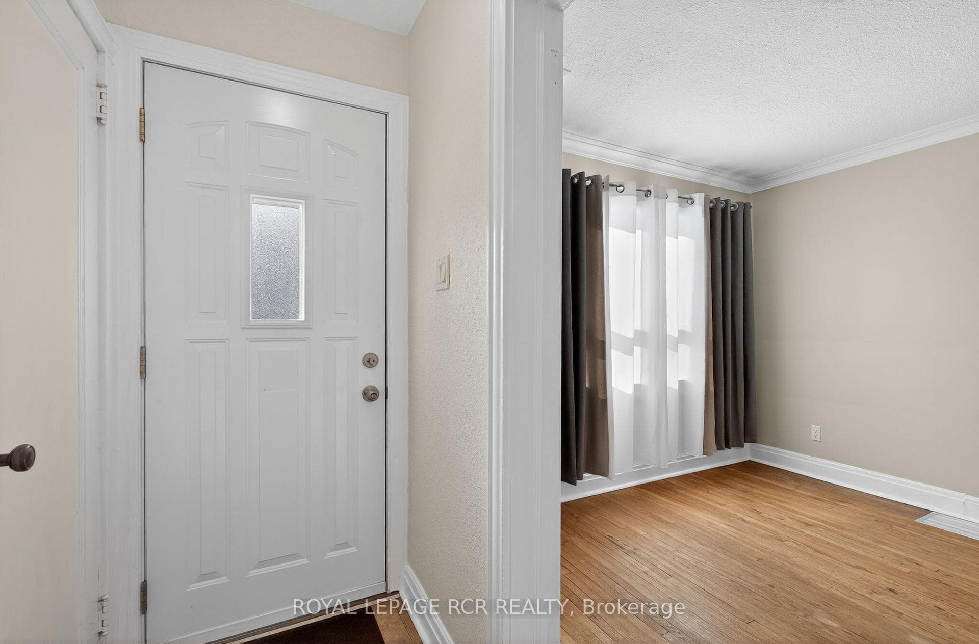 64 Schell Avenue photo 8