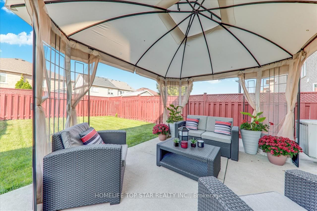 121 Casabel Drive photo 21