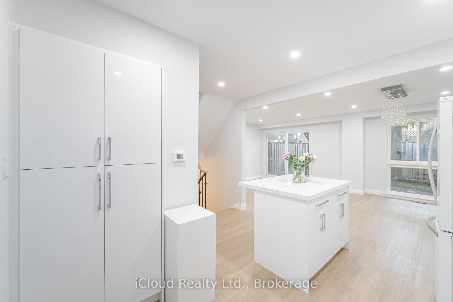 3360 The Credit Woodlands N/A Unit 18 photo 8