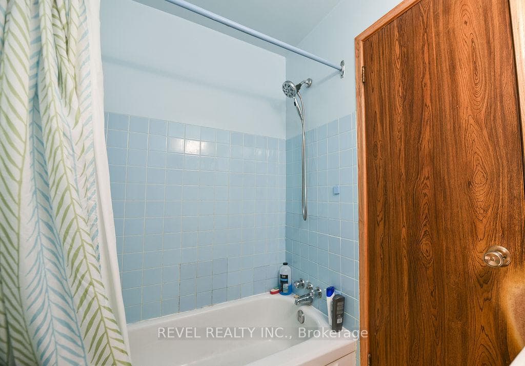 815 Denise Street photo 14