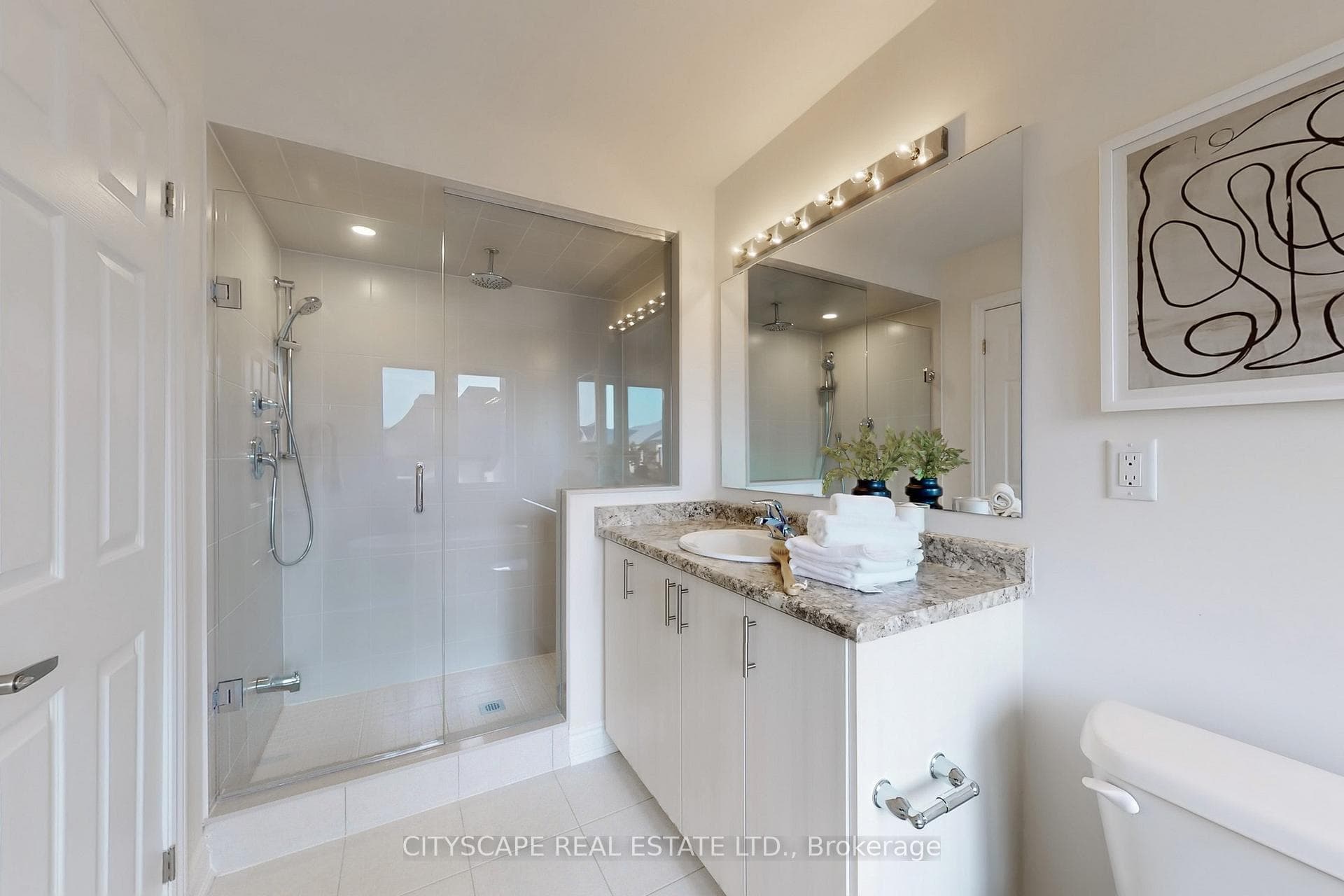 6 Marvin Avenue photo 24