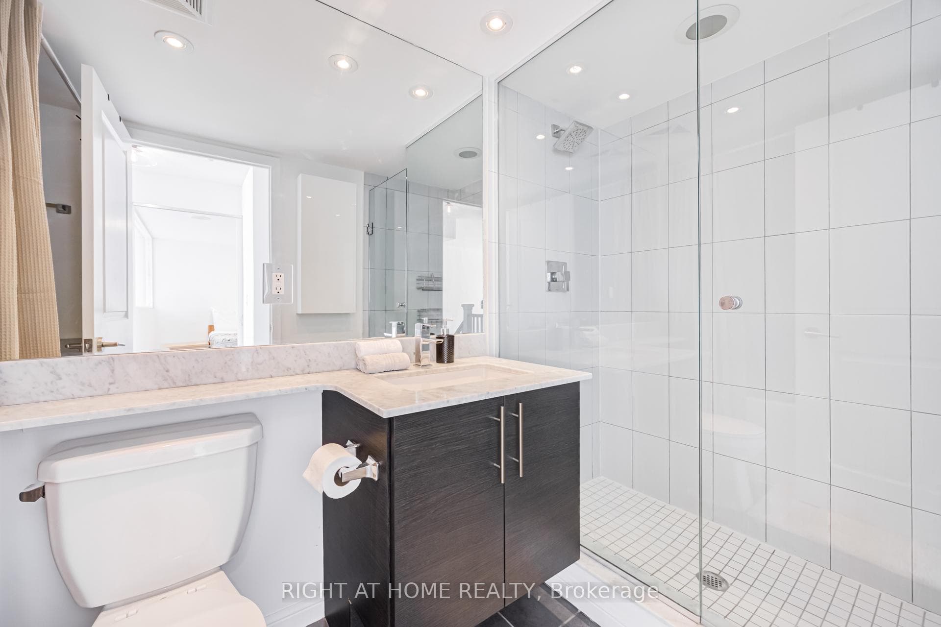 6 Pirandello Street Unit TH5 photo 17