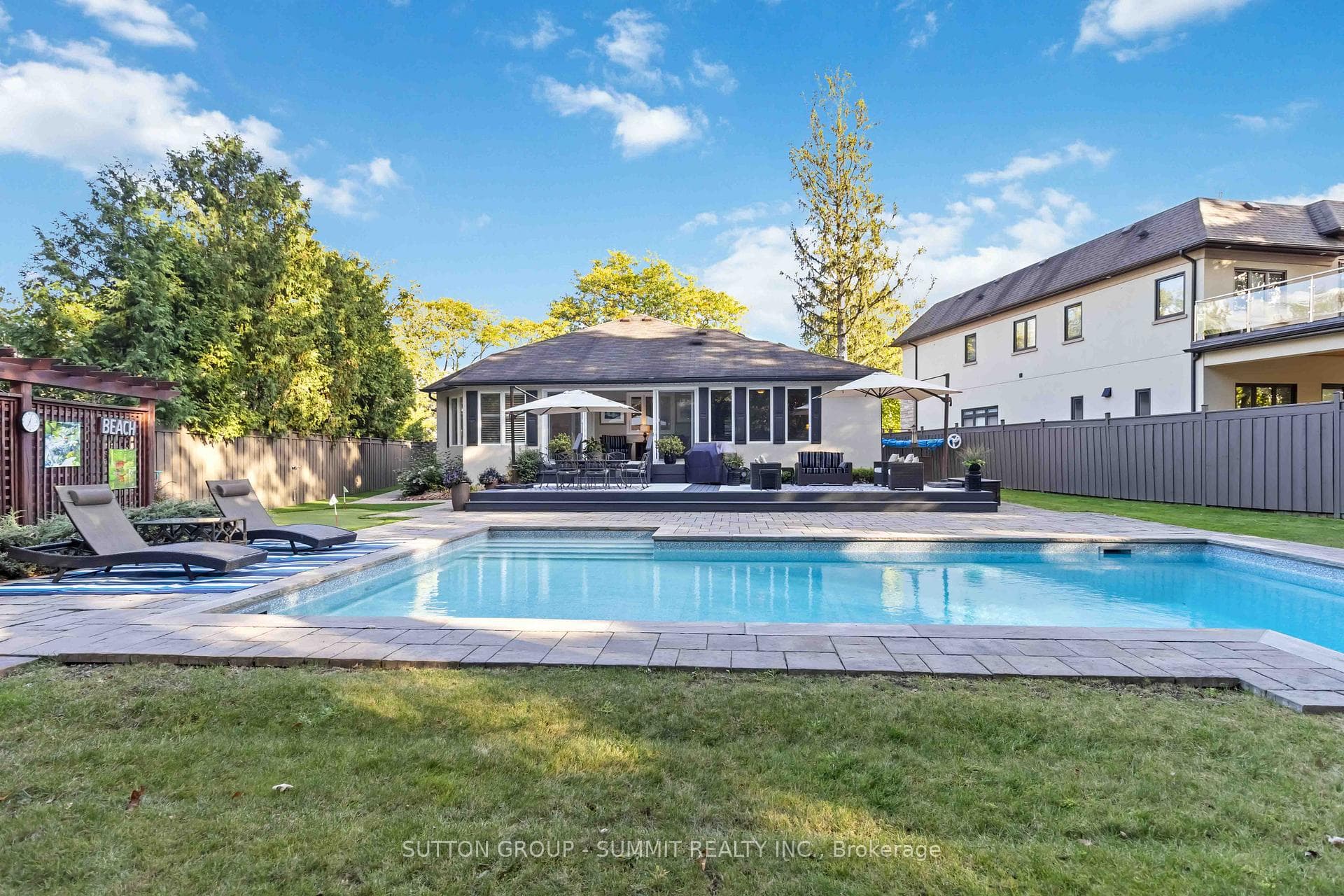 1195 Crestdale Road photo 40