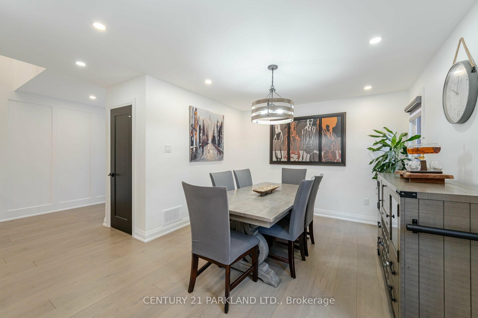 369 Millard Street photo 6
