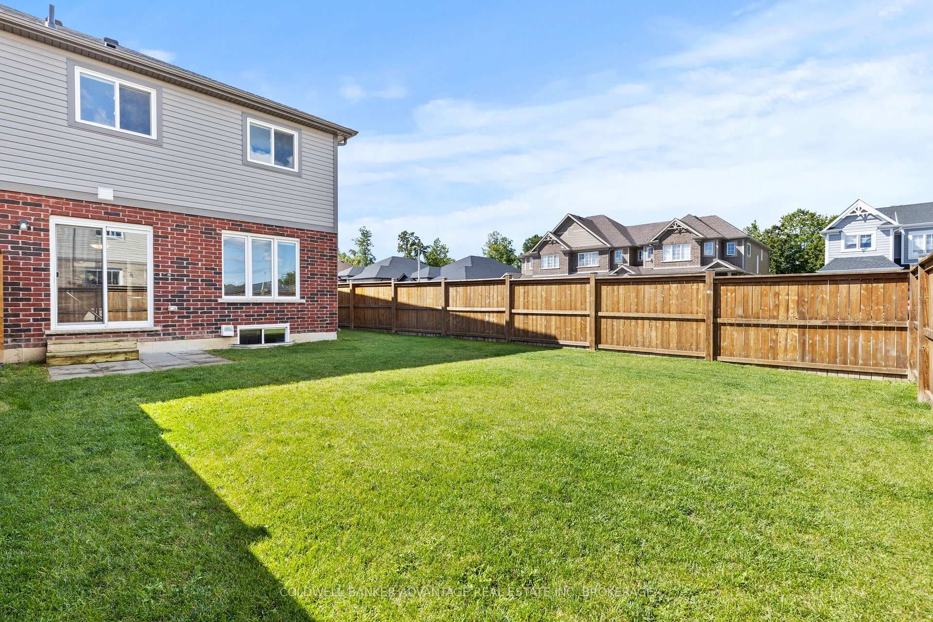 222 Heron Street photo 25