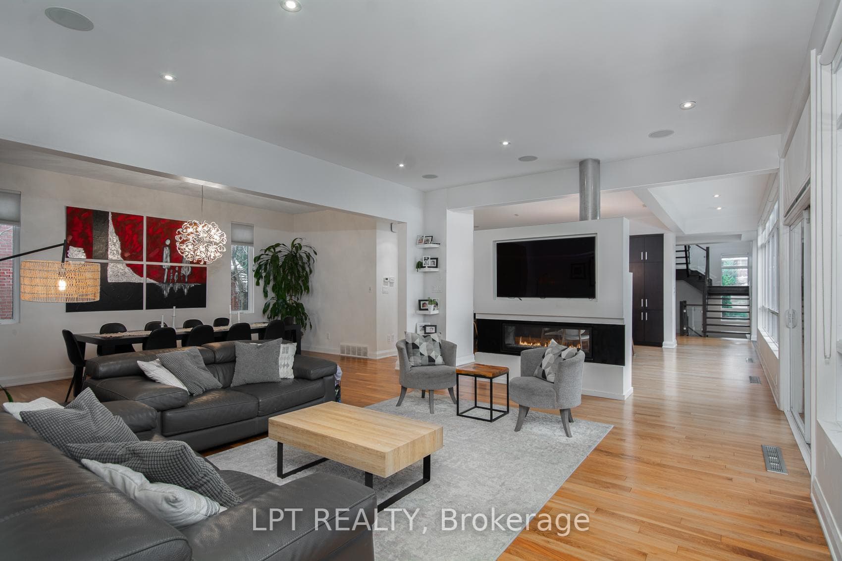 847 Walkley Road photo 19