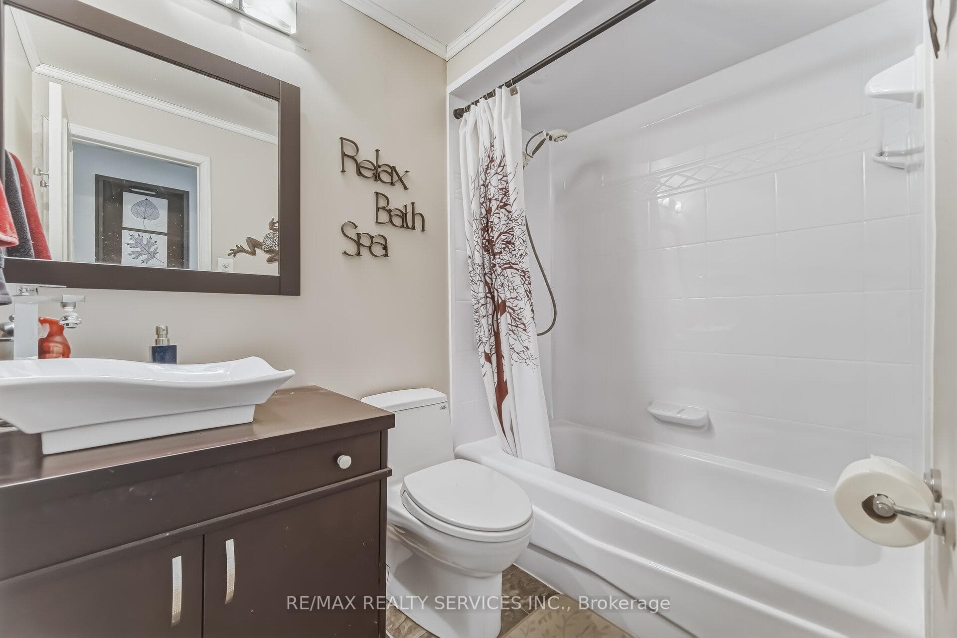 15 Braemar Drive photo 13