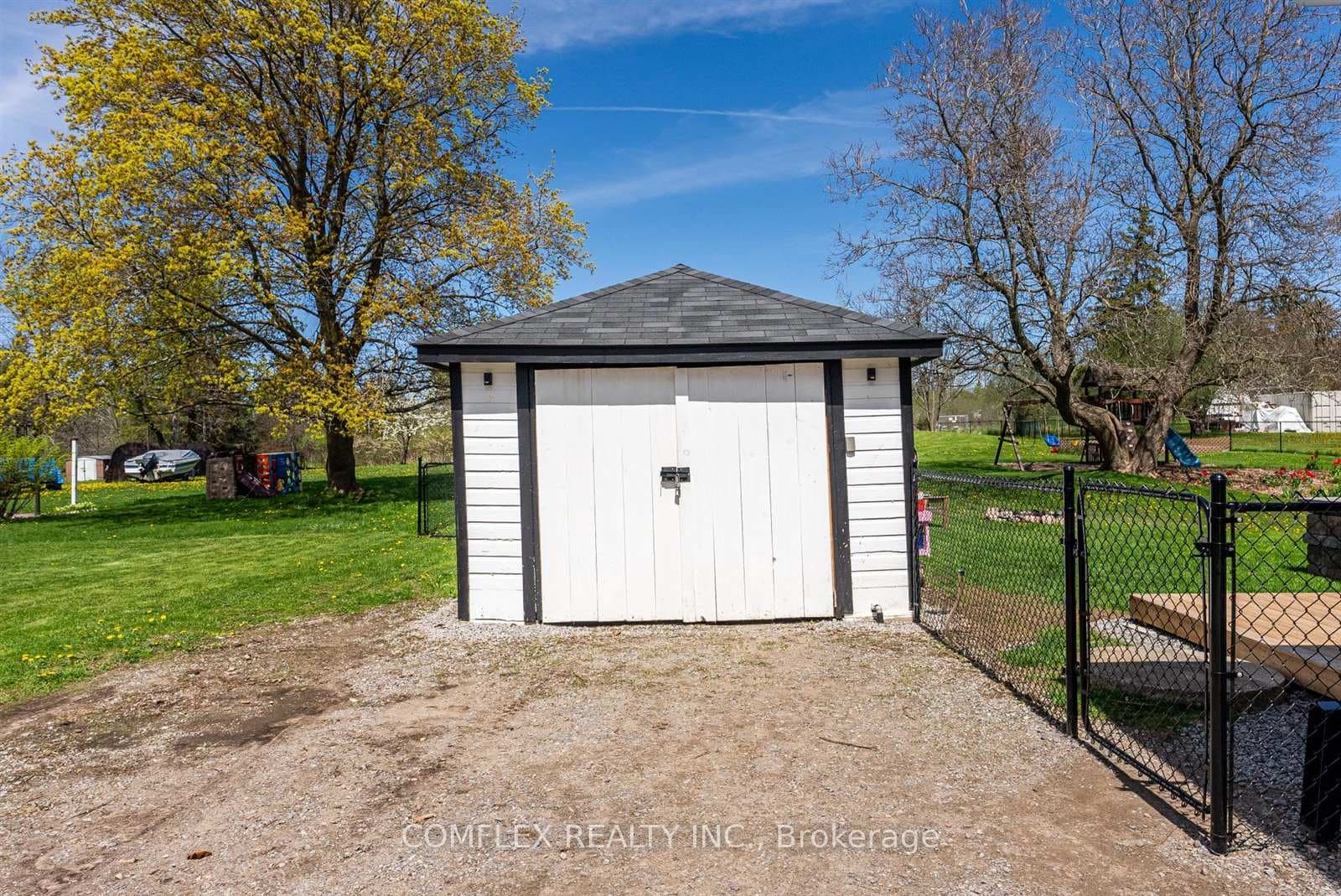 70 Valleyview Avenue photo 40