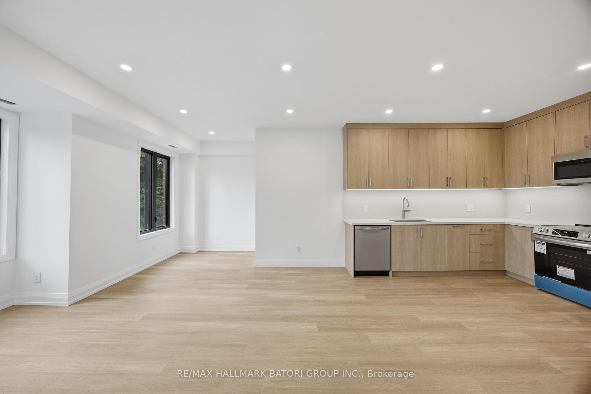 56 Camberwell Road Unit 3 photo 7