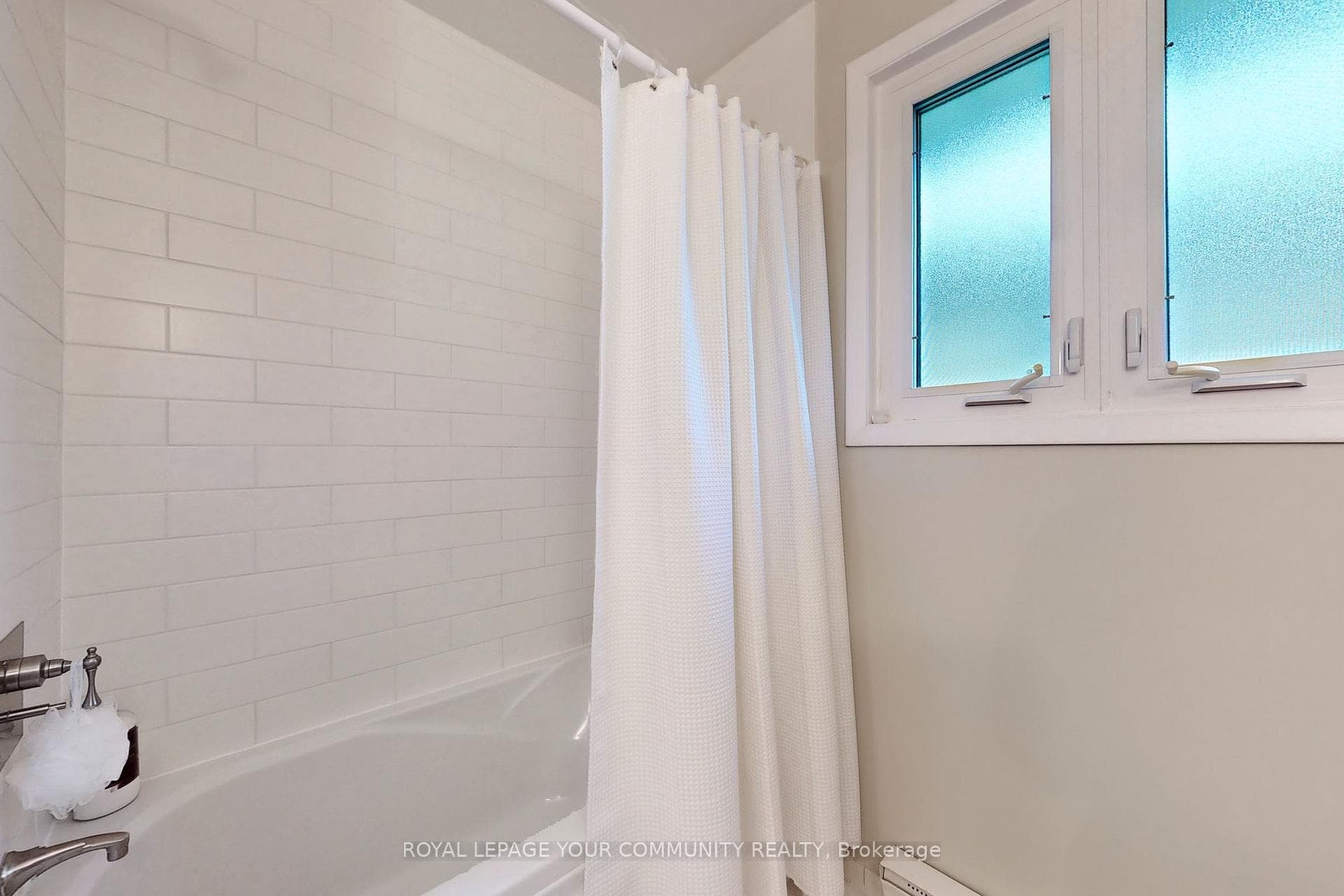 163 Bay Thorn Drive photo 24