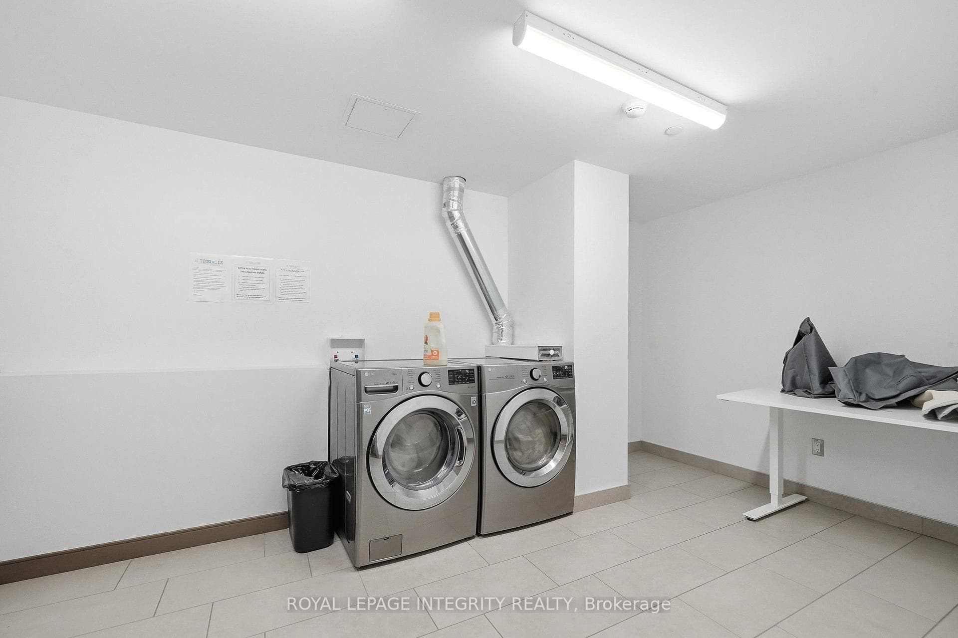 530 De Mazenod Avenue Unit 612 photo 31