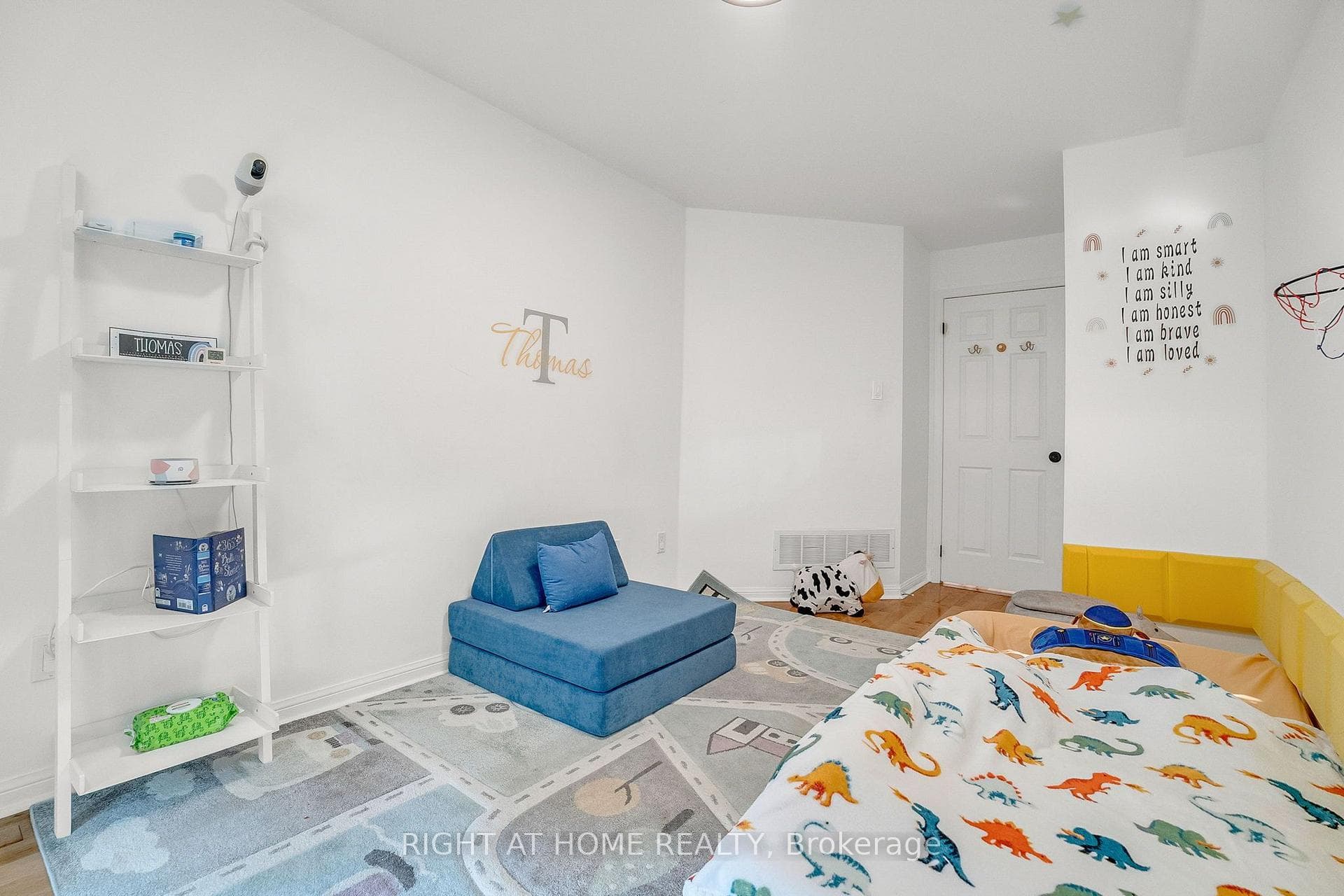 55 Halton Street Unit 104 photo 13
