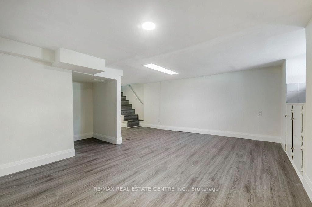 64 Crooks Street photo 20