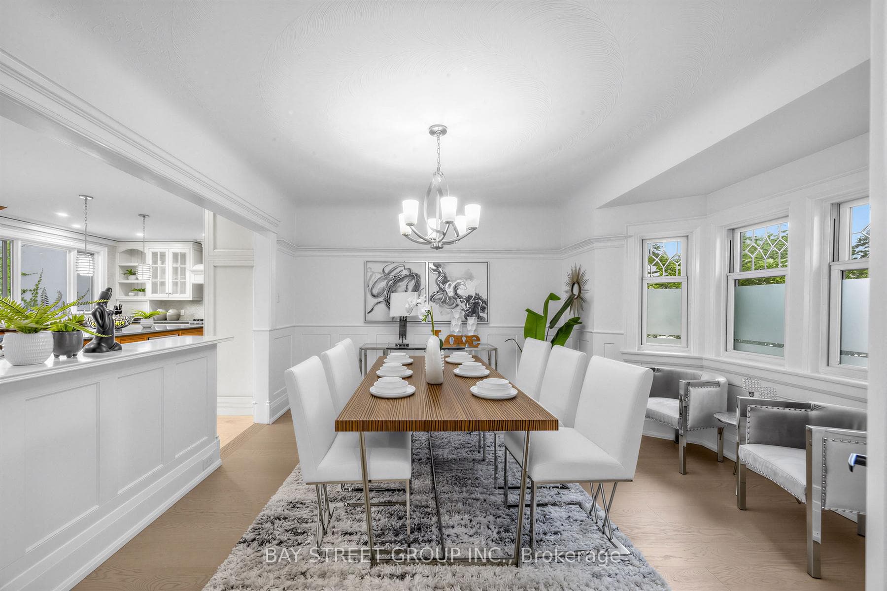 136 Humbercrest Boulevard photo 9