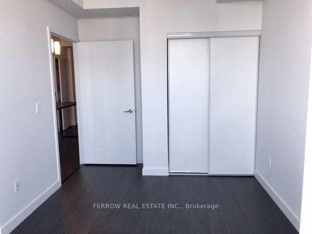 8 Eglinton Avenue Unit 3109 photo 5